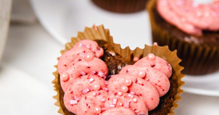 Mini Brownie Cakes {Heart Edition}