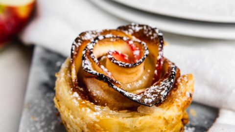 Easy Baked Apple Roses Recipe {with walnut crust}